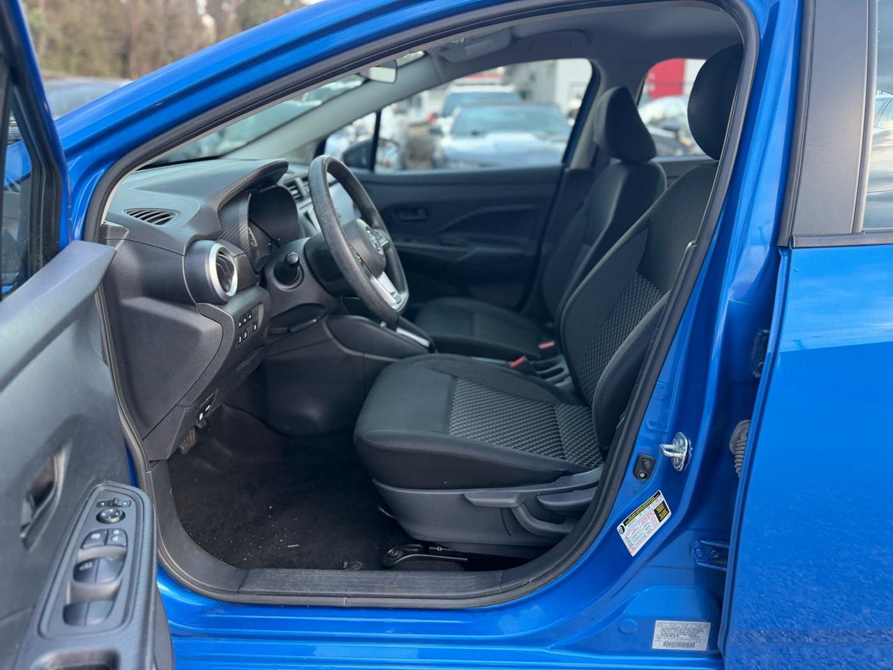 Nissan Versa S CVT 2020