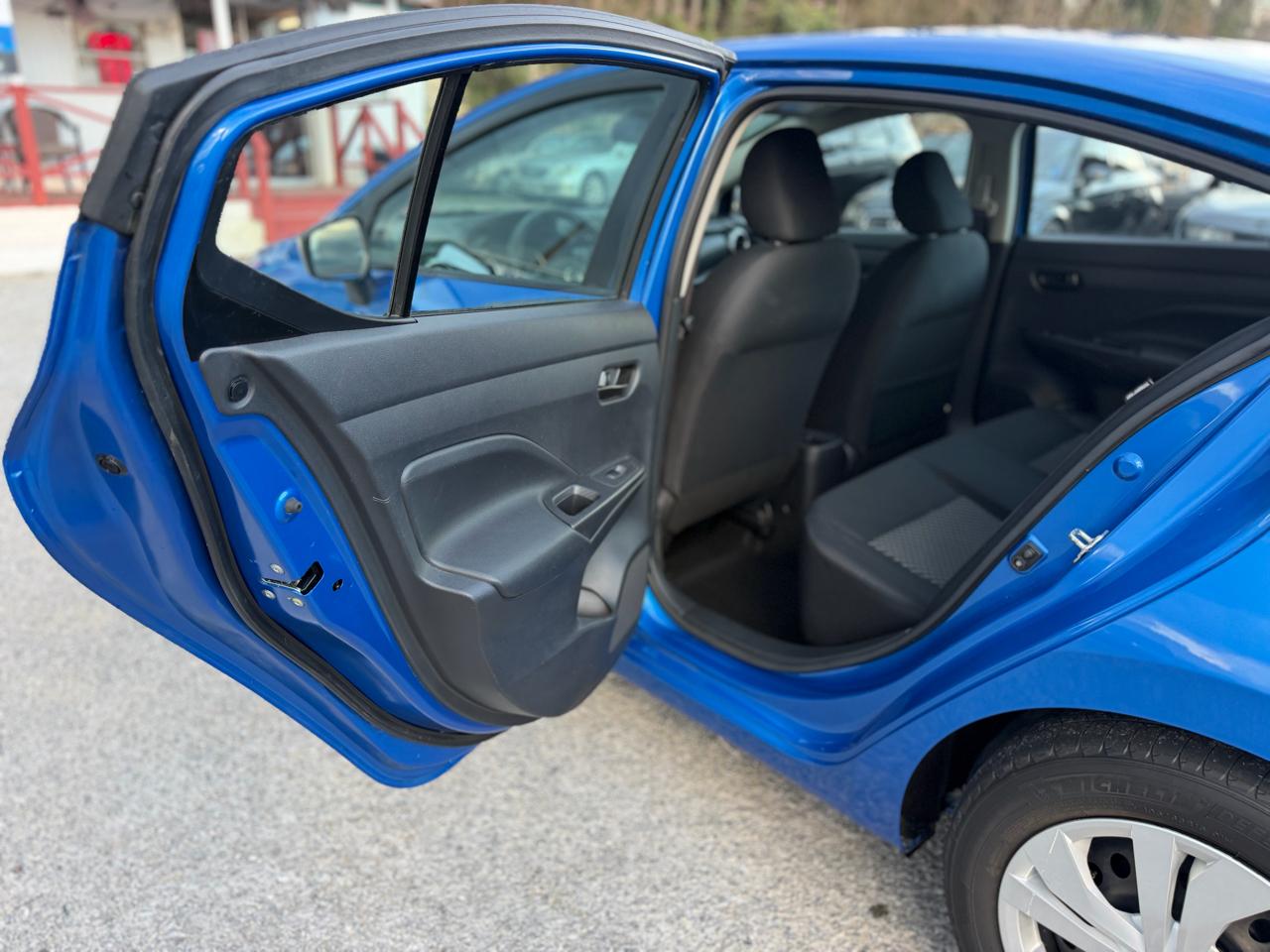 Nissan Versa S CVT 2020