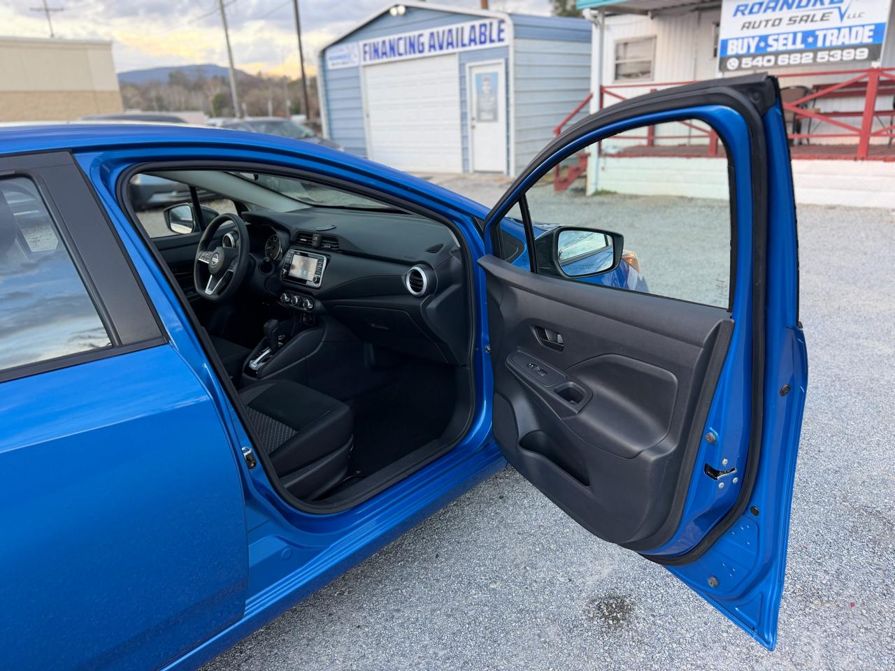 Nissan Versa S CVT 2020