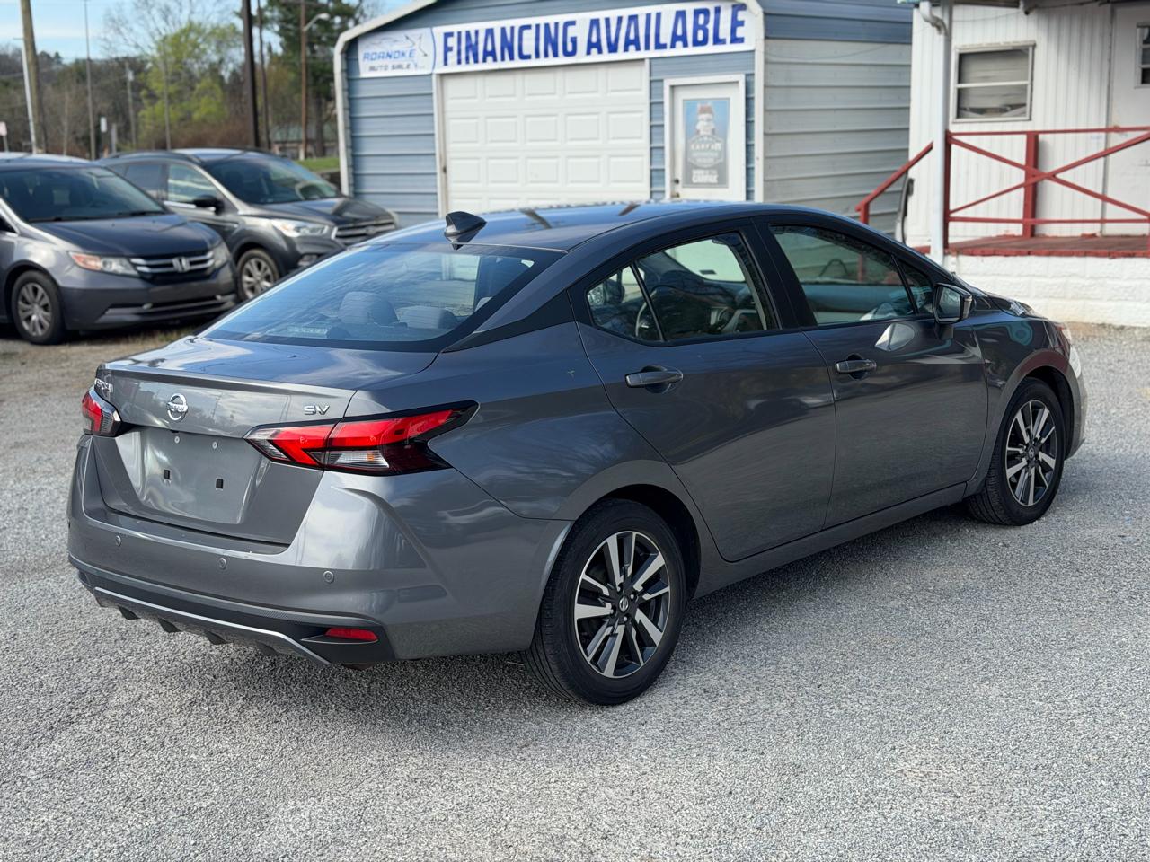 Nissan Versa SV 2021