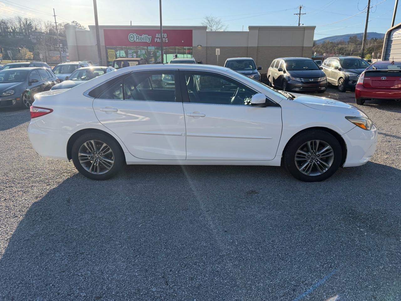 Toyota Camry SE 2017
