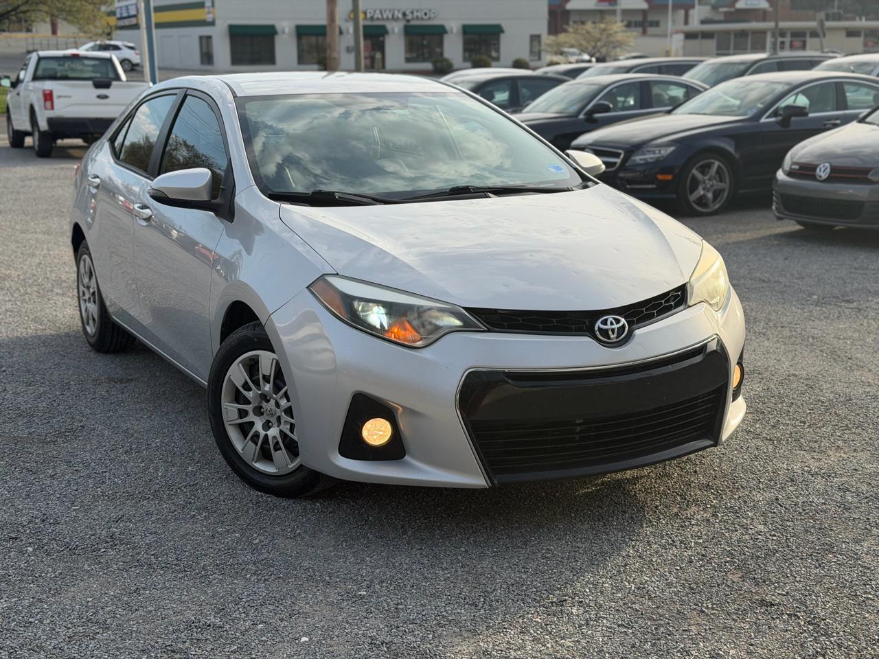 Toyota Corolla S Premium CVT 2015