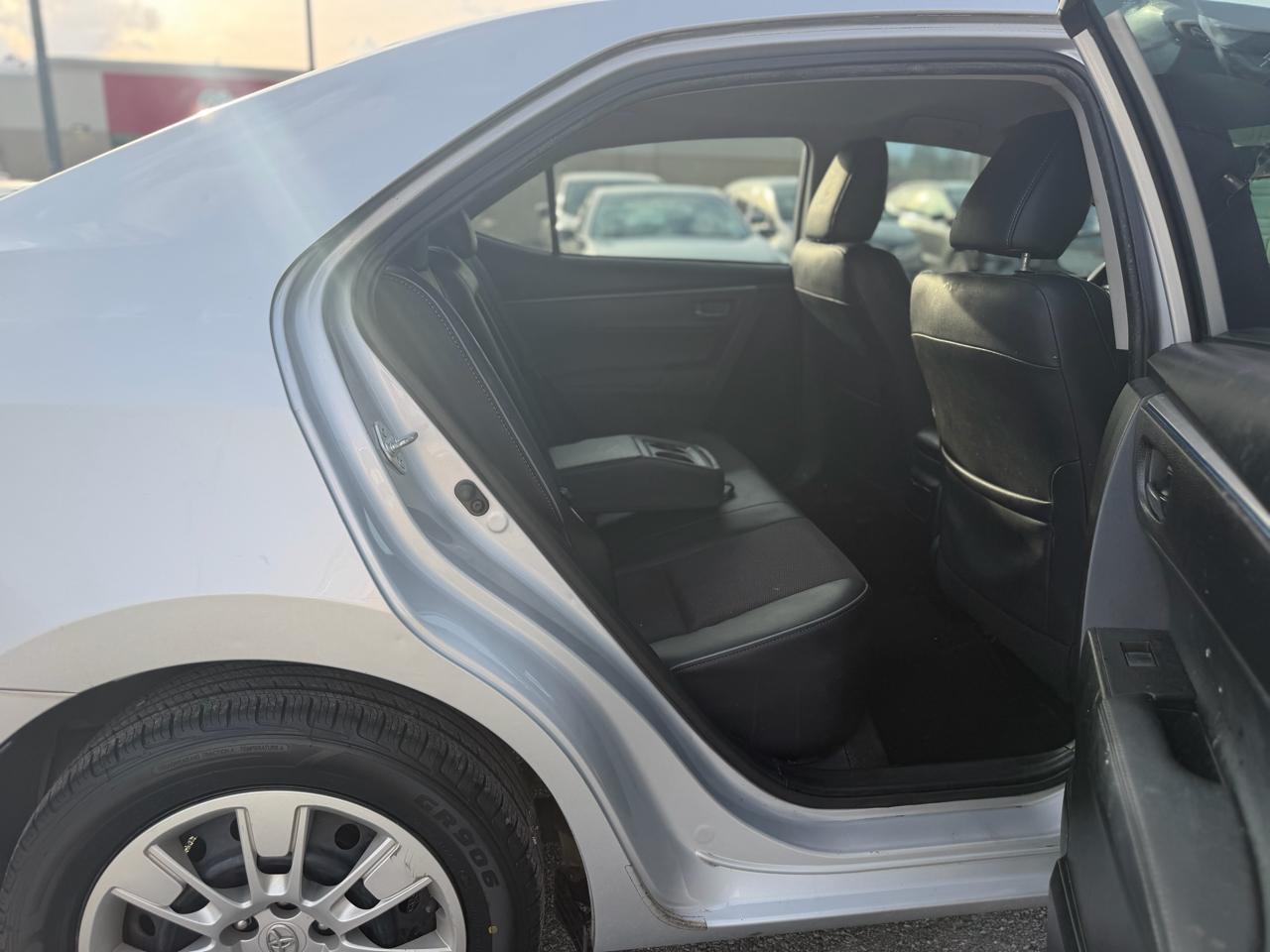 Toyota Corolla S Premium CVT 2015