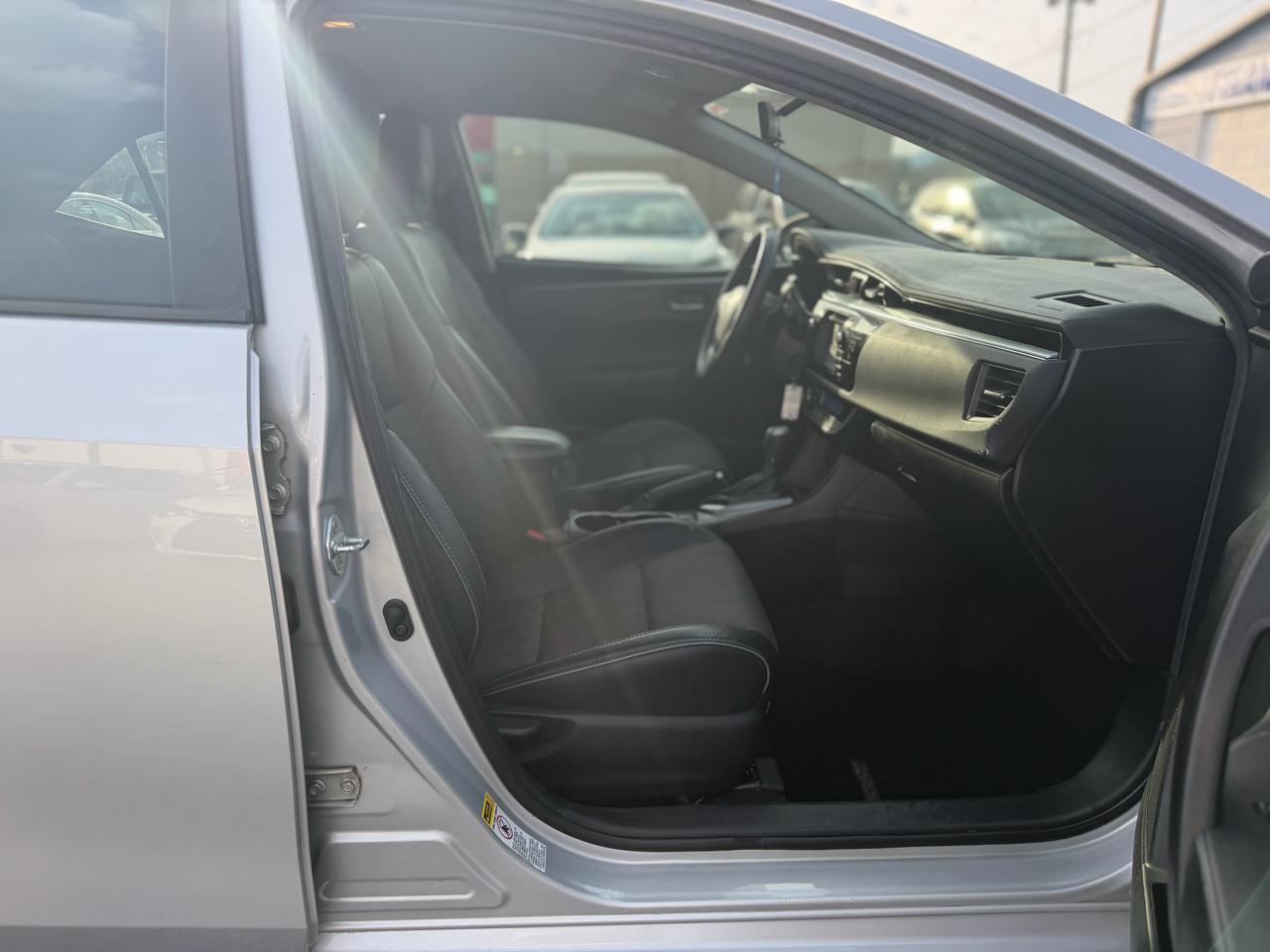 Toyota Corolla S Premium CVT 2015