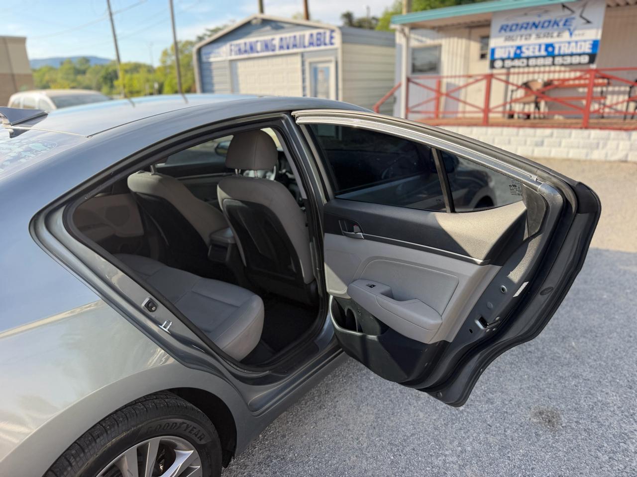 Hyundai Elantra Limited 2017