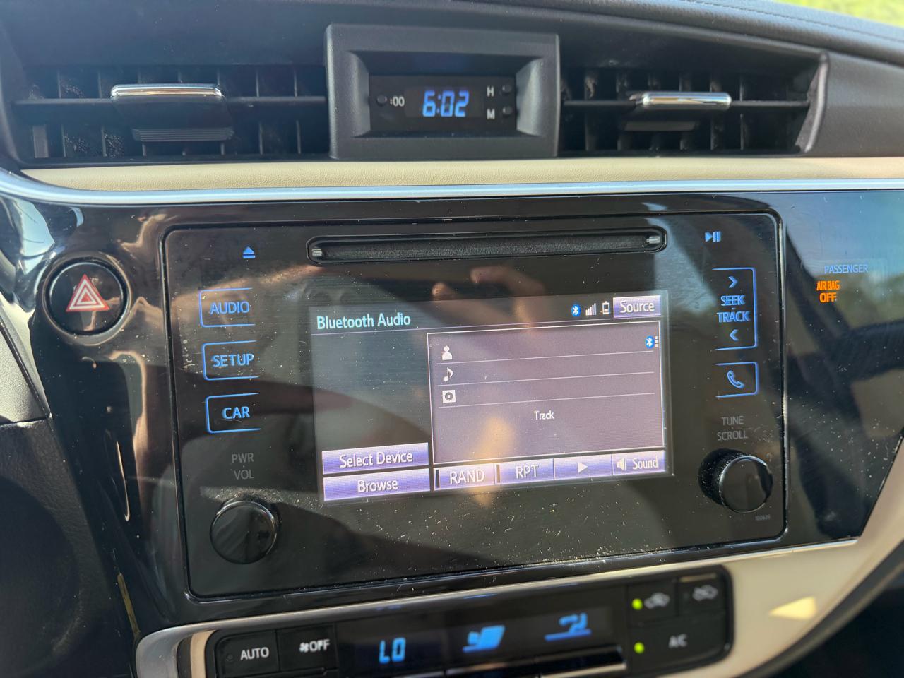 Toyota Corolla XLE CVT 2019