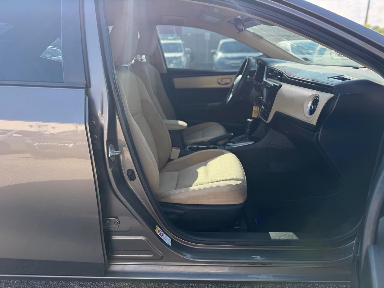 Toyota Corolla XLE CVT 2019
