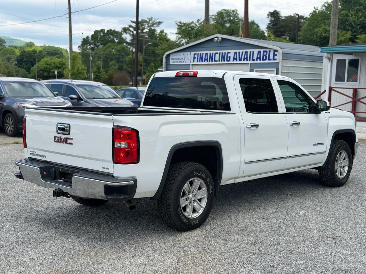 GMC Sierra 1500 SLE Crew Cab Long Box 4WD 2014