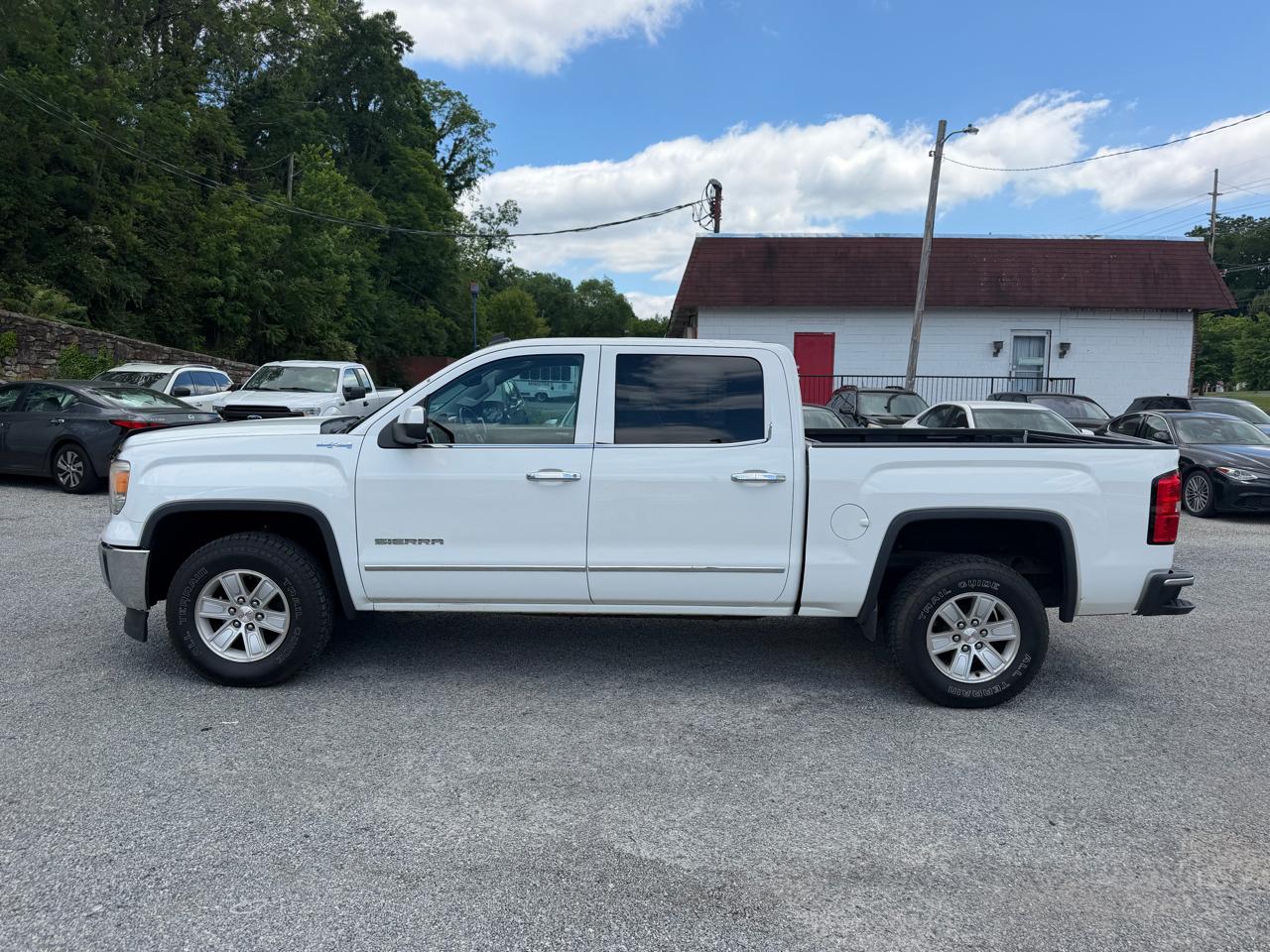 GMC Sierra 1500 SLE Crew Cab Long Box 4WD 2014
