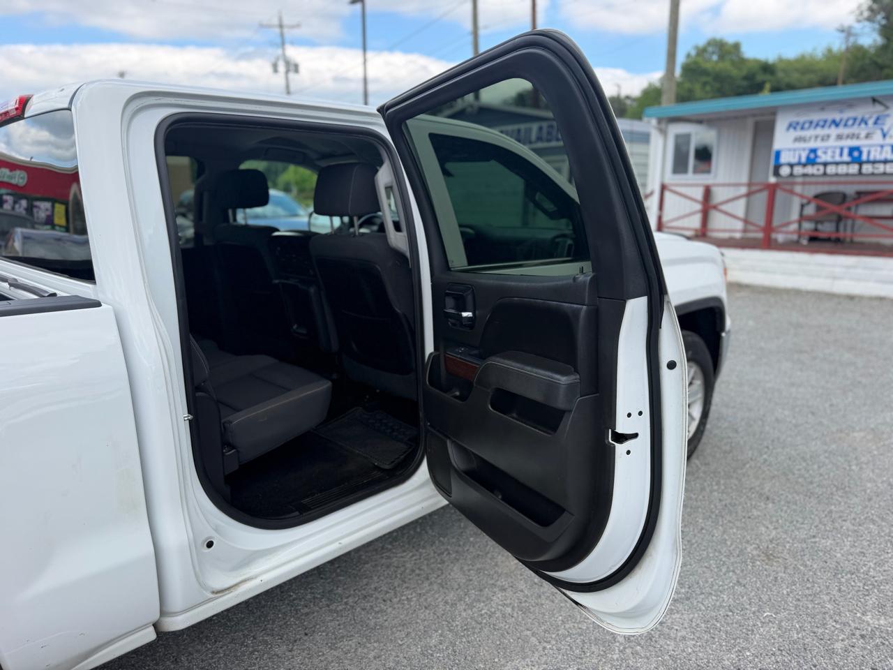 GMC Sierra 1500 SLE Crew Cab Long Box 4WD 2014
