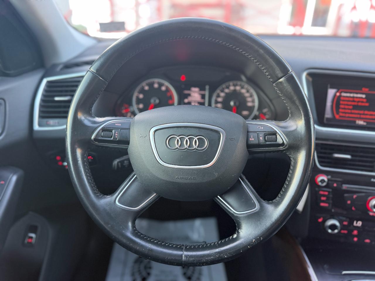 Audi Q5 2.0T Premium quattro 2015