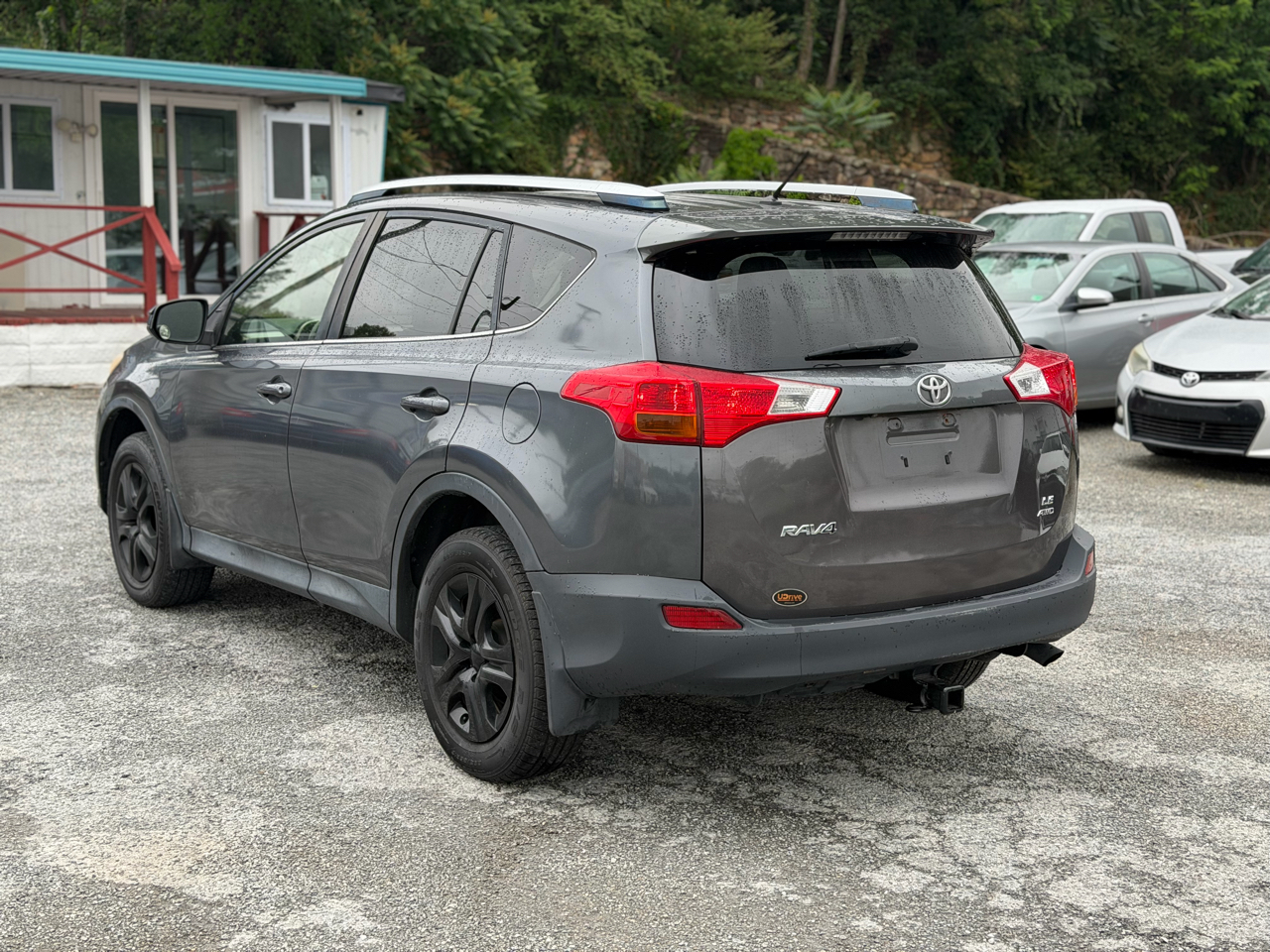 Toyota RAV4 LE AWD 2013