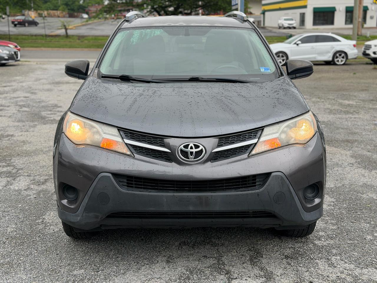 Toyota RAV4 LE AWD 2013