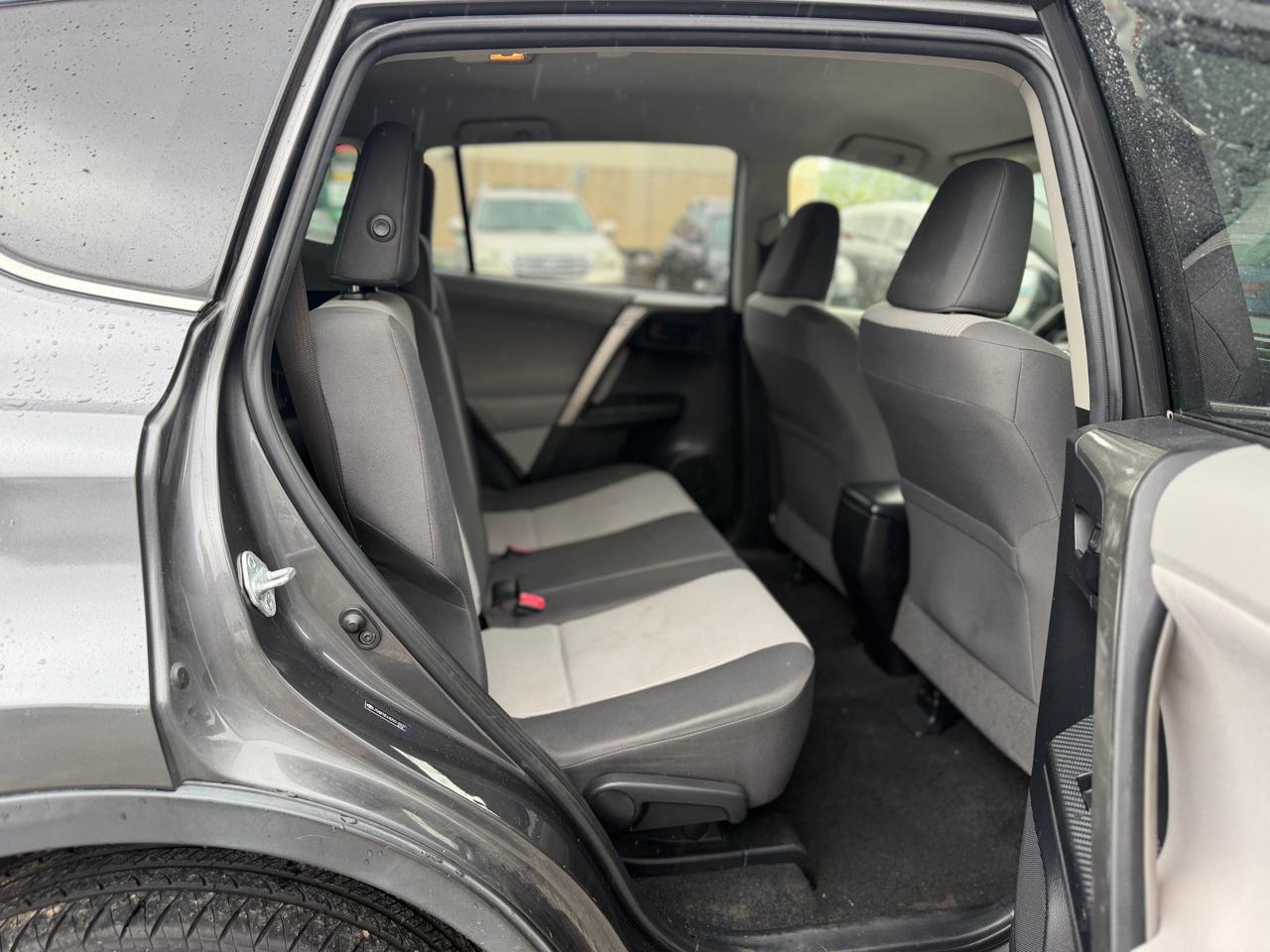 Toyota RAV4 LE AWD 2013