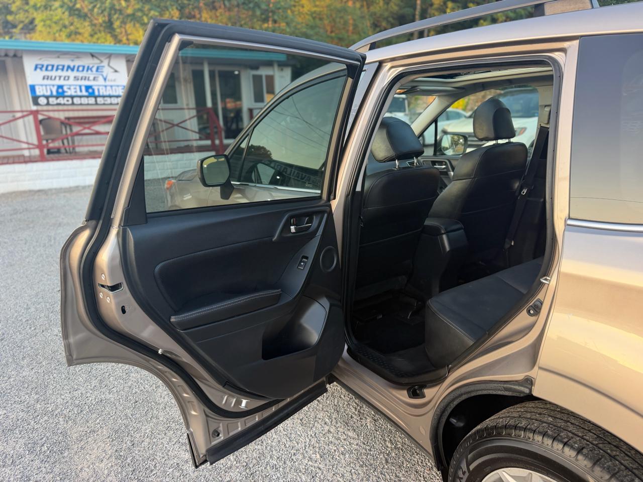 Subaru Forester 2.5i Limited 2016