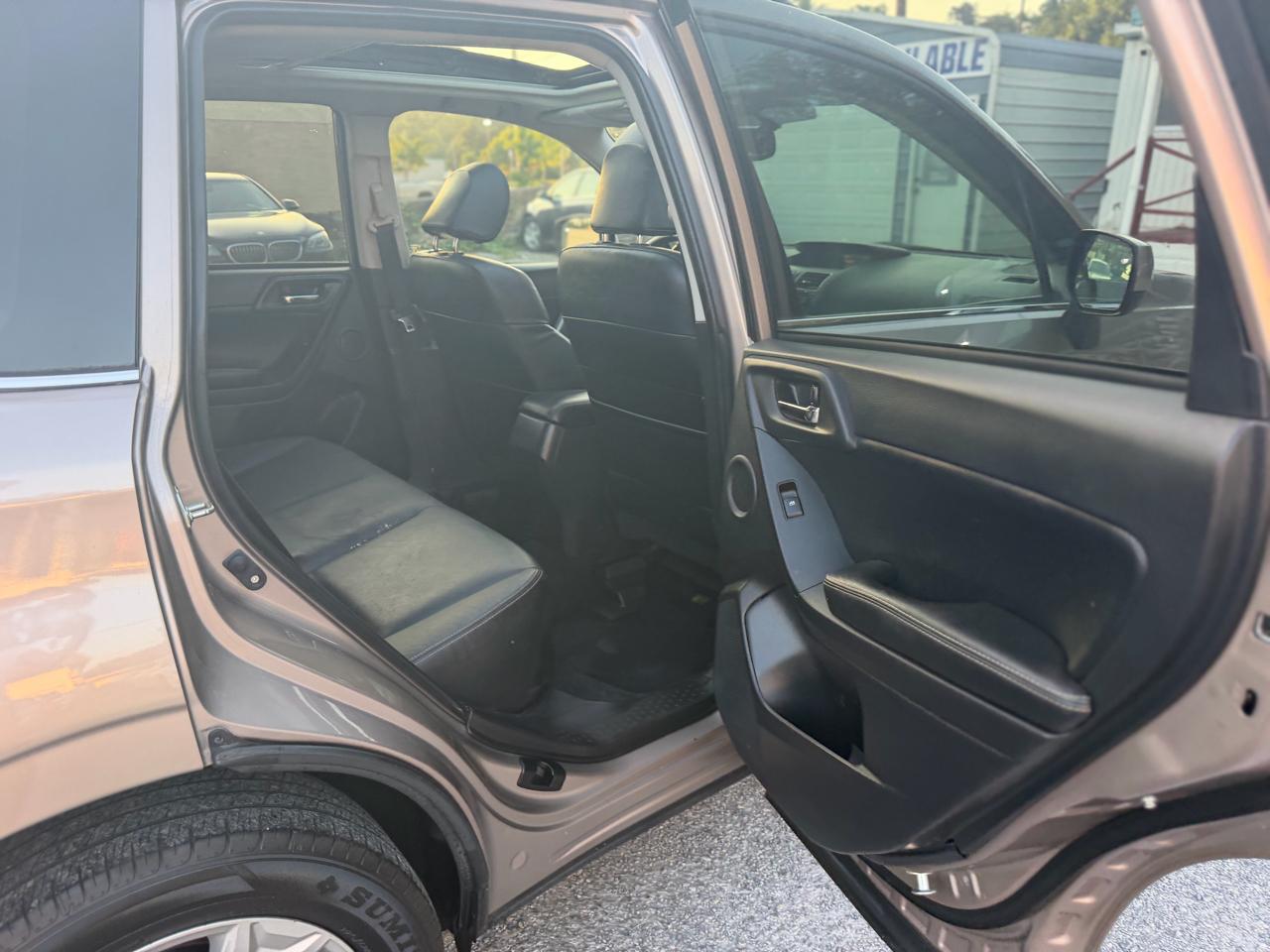 Subaru Forester 2.5i Limited 2016