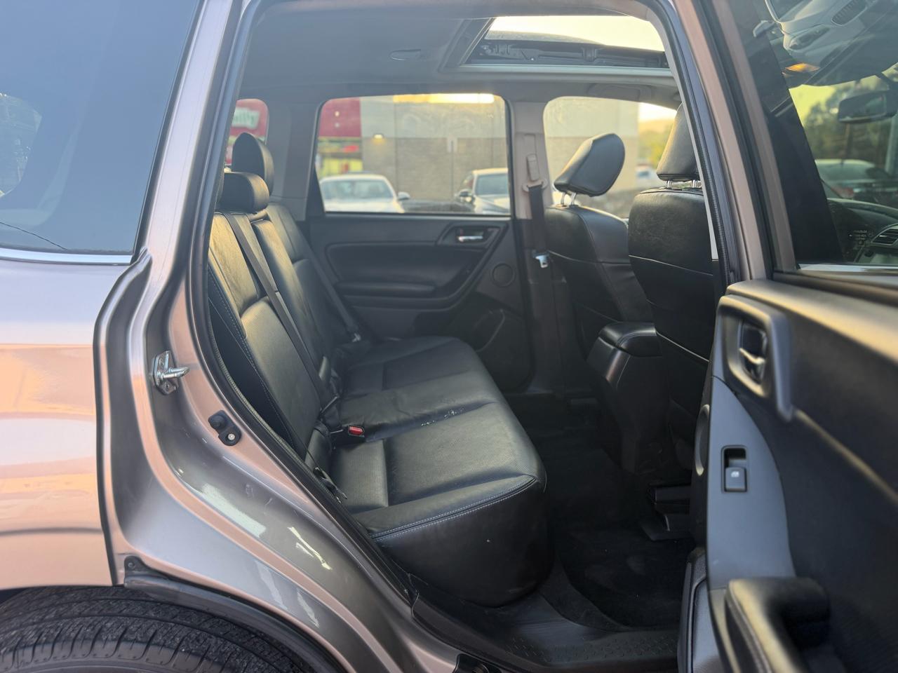 Subaru Forester 2.5i Limited 2016