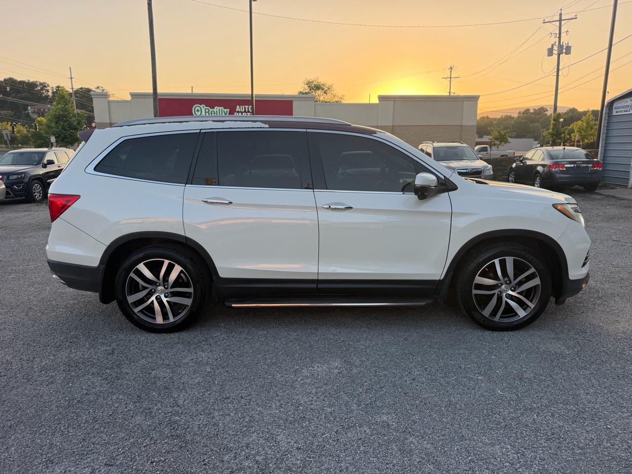 Honda Pilot Touring 2WD 2016
