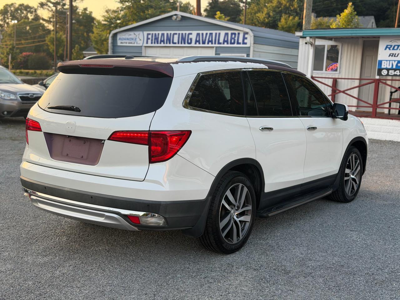 Honda Pilot Touring 2WD 2016