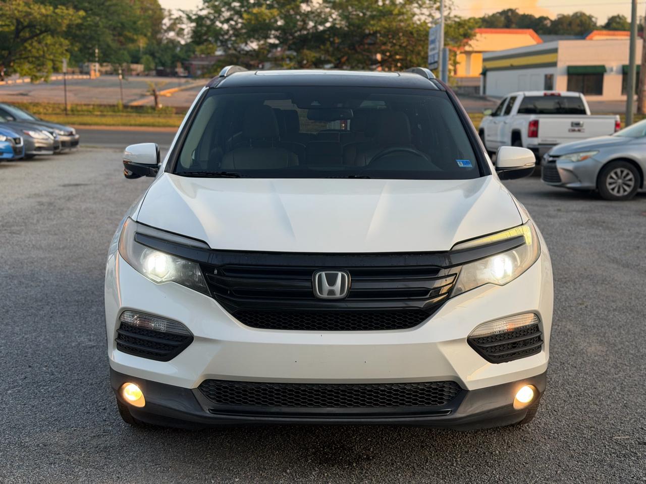 Honda Pilot Touring 2WD 2016