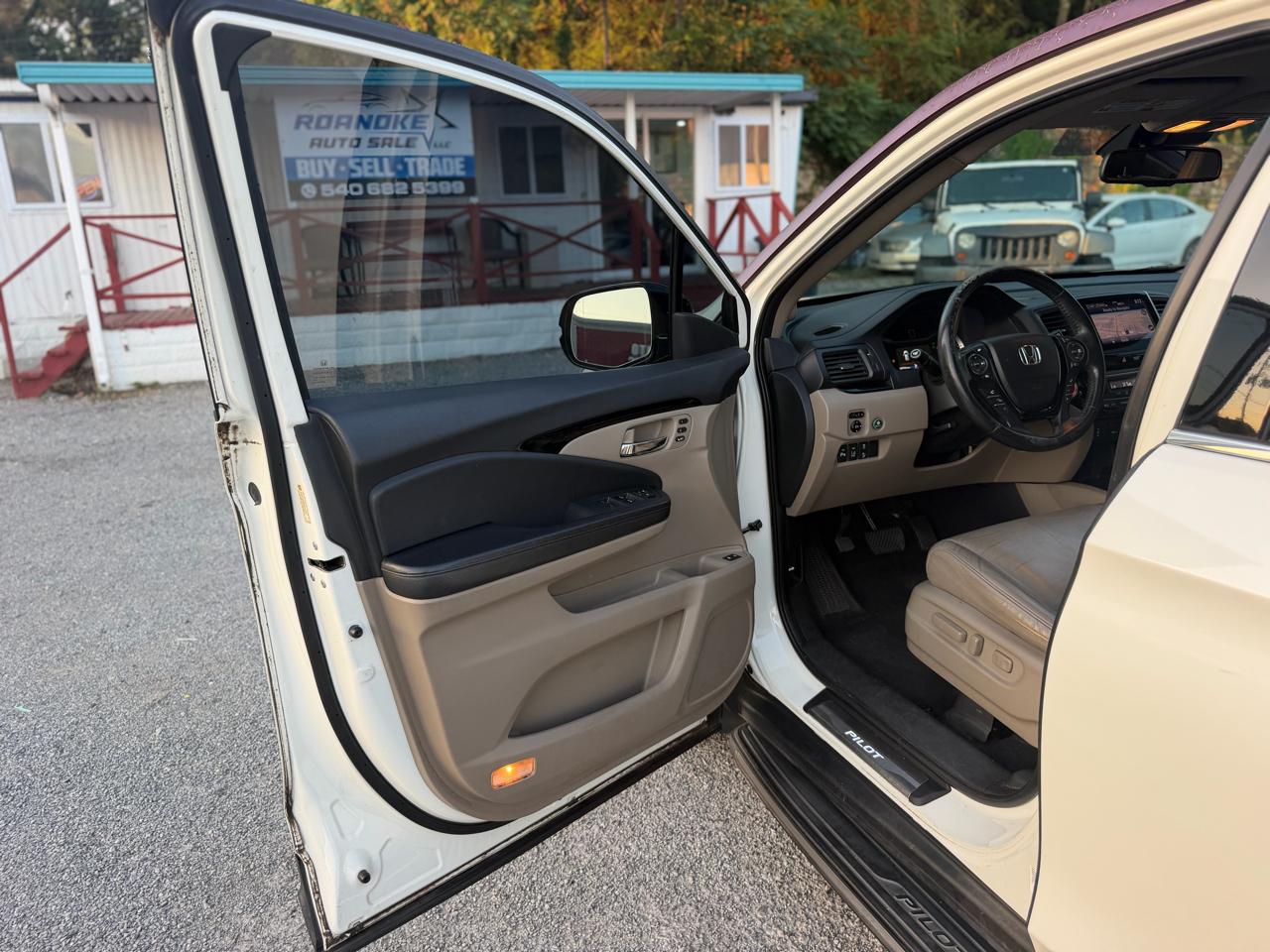 Honda Pilot Touring 2WD 2016