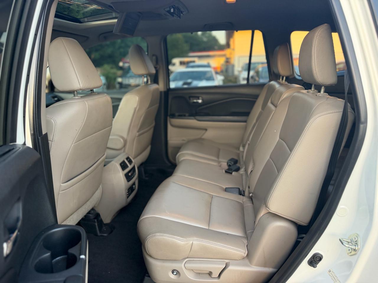 Honda Pilot Touring 2WD 2016