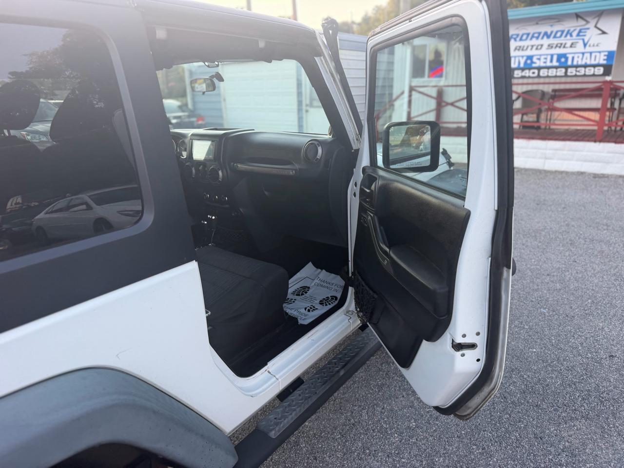 Jeep Wrangler Sport 4WD 2012