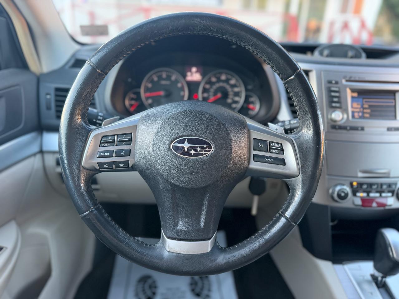 Subaru Outback 2.5i Premium 2014