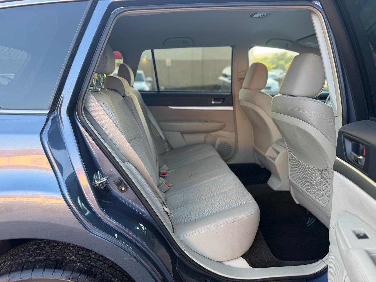 Subaru Outback 2.5i Premium 2014