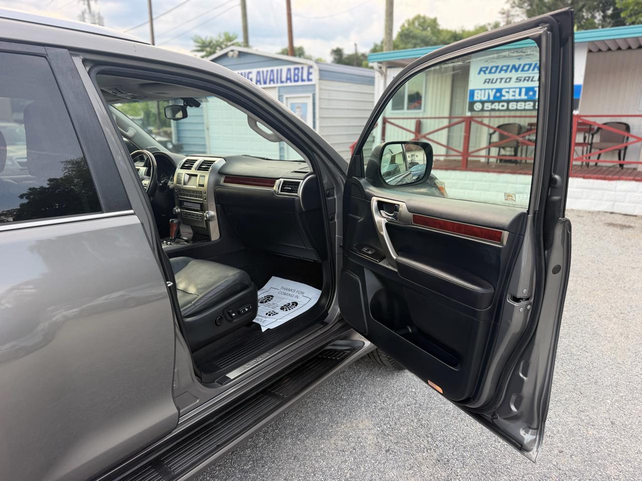Lexus GX 460 Sport Utility 2010