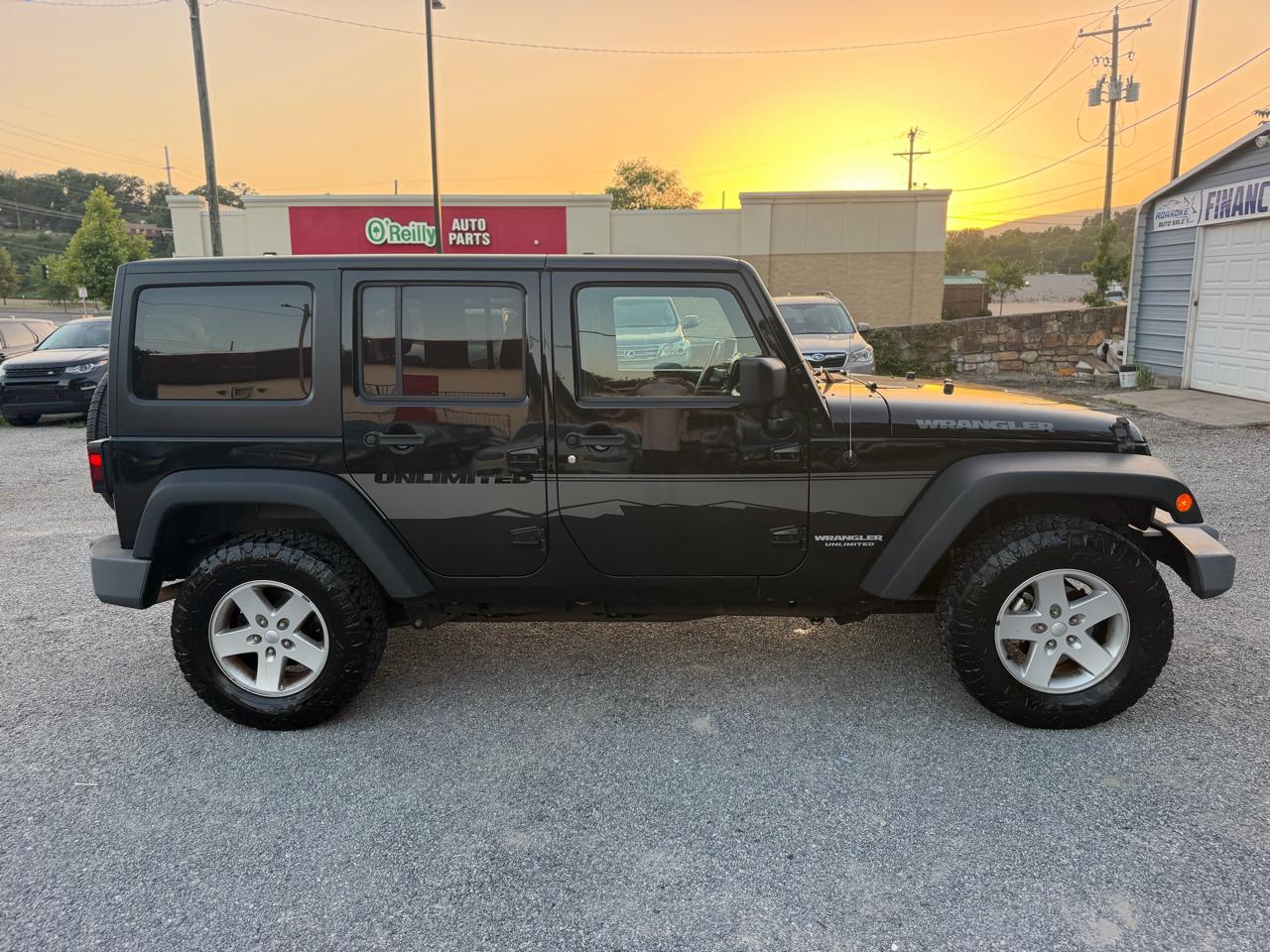 Jeep Wrangler Unlimited Sport 4WD 2017