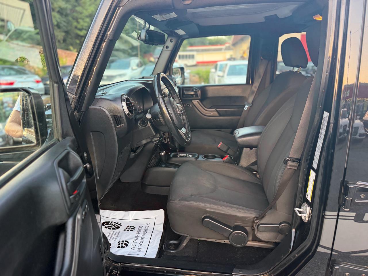 Jeep Wrangler Unlimited Sport 4WD 2017