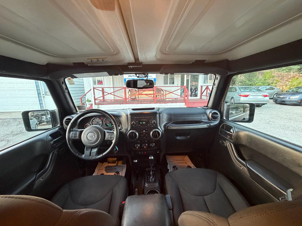 Jeep Wrangler Unlimited Sport 4WD 2017
