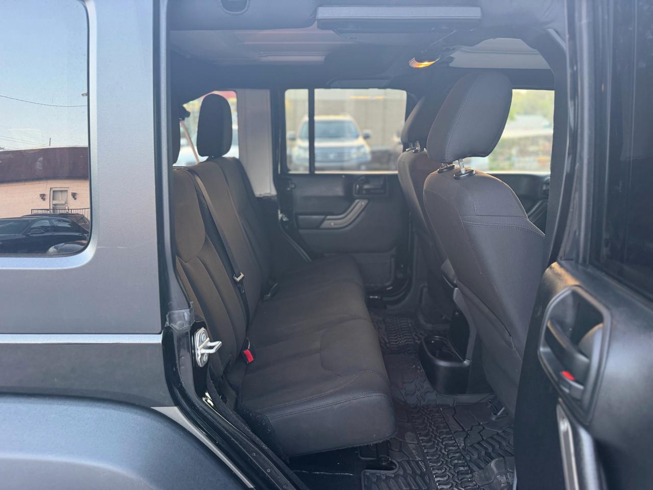 Jeep Wrangler Unlimited Sport 4WD 2017