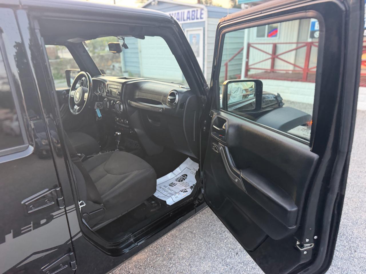 Jeep Wrangler Unlimited Sport 4WD 2017