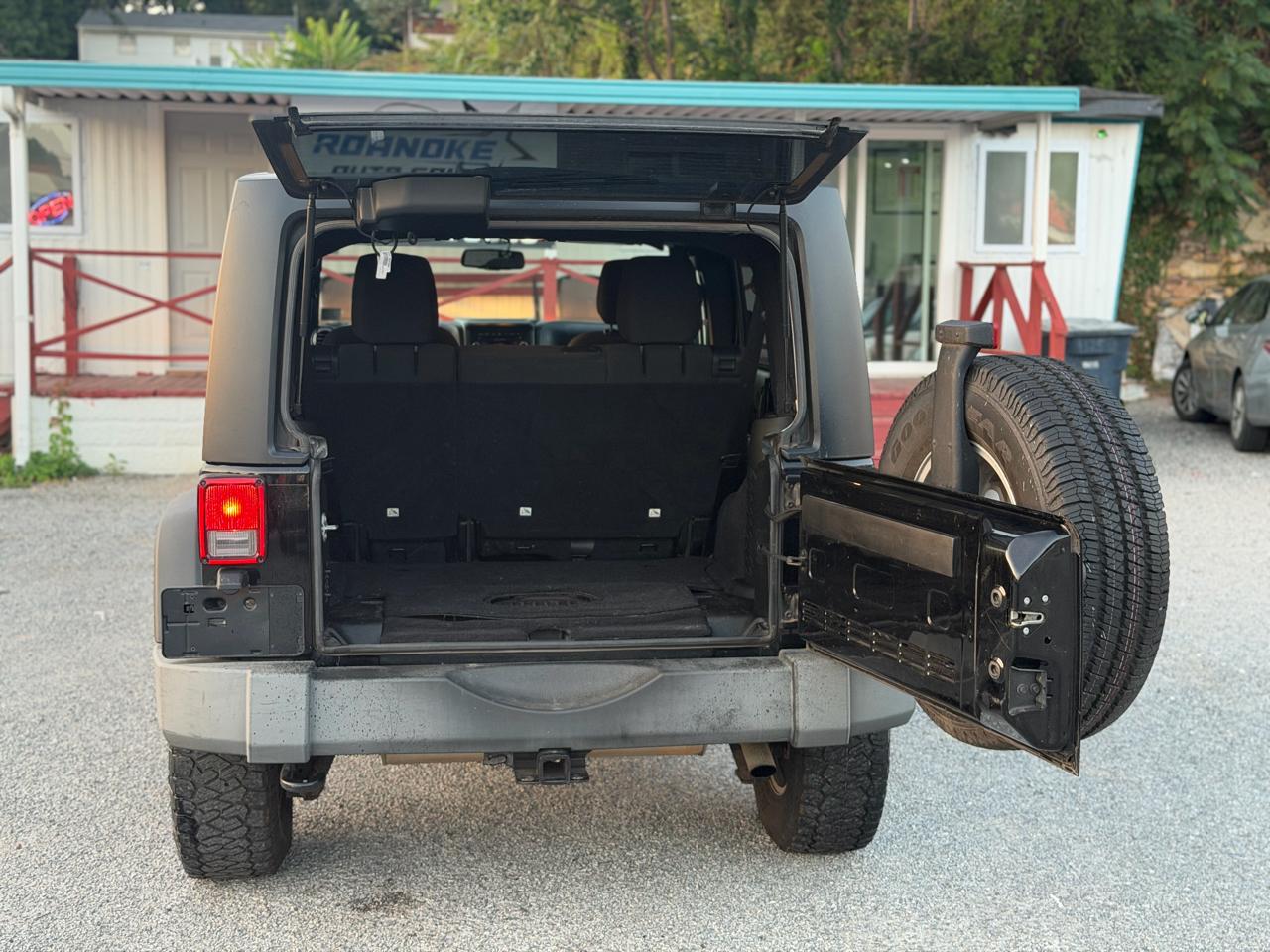 Jeep Wrangler Unlimited Sport 4WD 2017