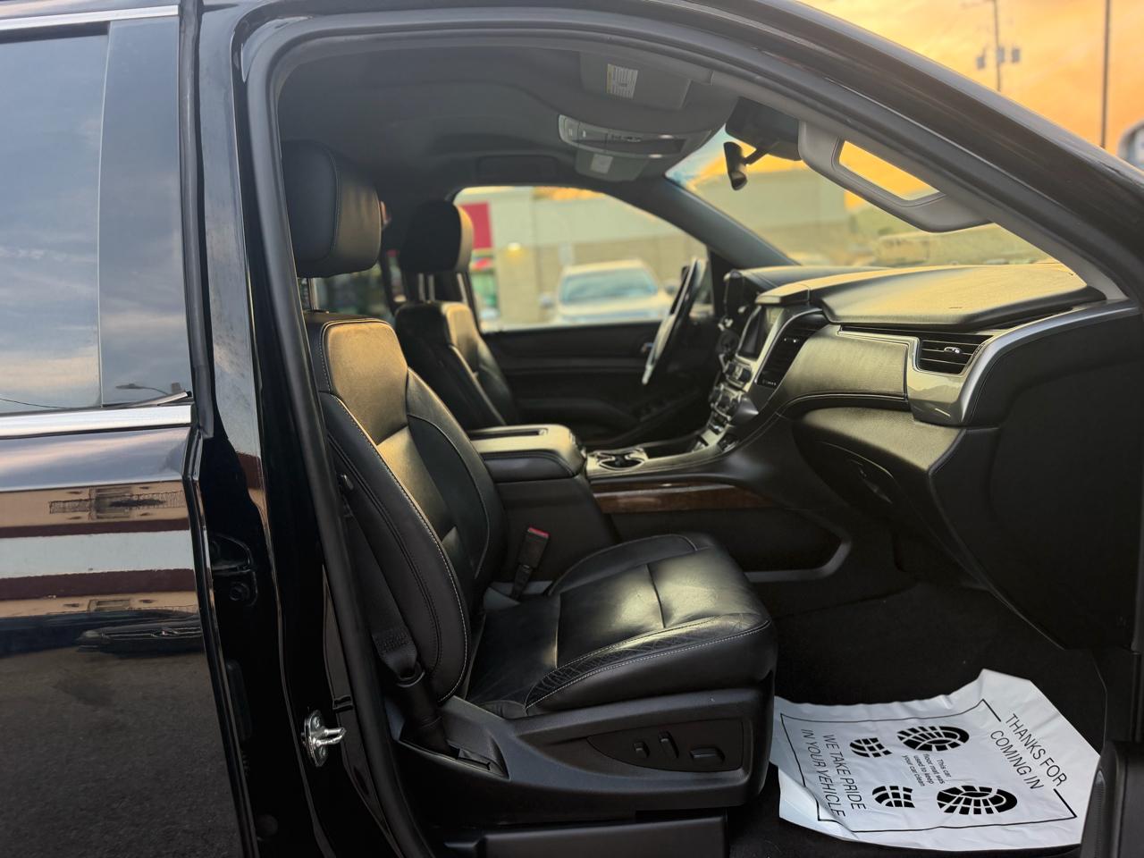 Chevrolet Suburban LT 4WD 2019