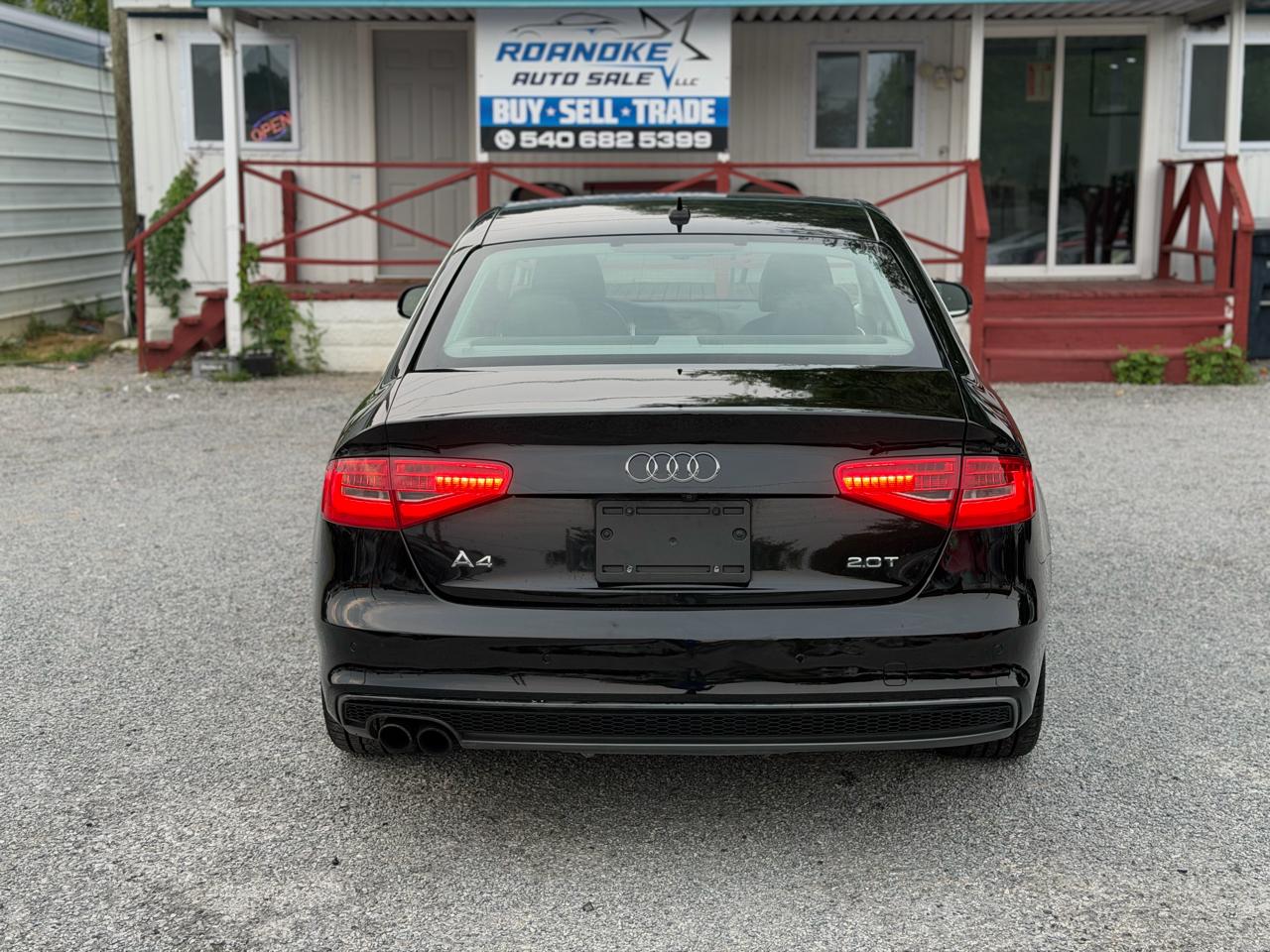 Audi A4 2.0T Sedan quattro Tiptronic 2015