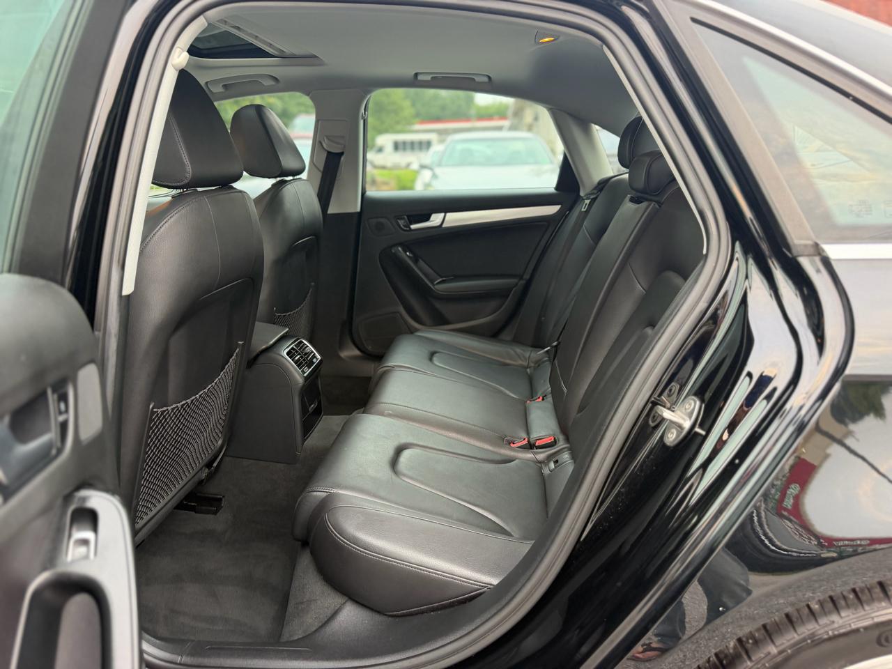Audi A4 2.0T Sedan quattro Tiptronic 2015