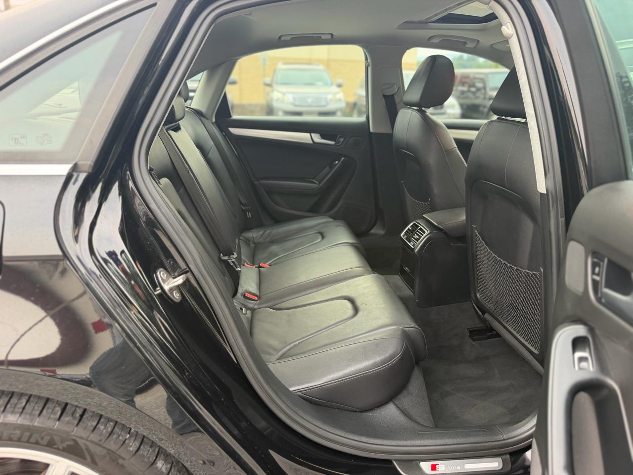 Audi A4 2.0T Sedan quattro Tiptronic 2015