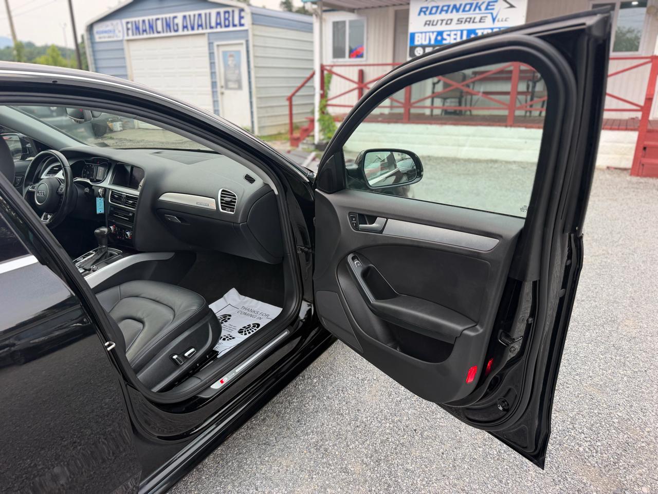 Audi A4 2.0T Sedan quattro Tiptronic 2015