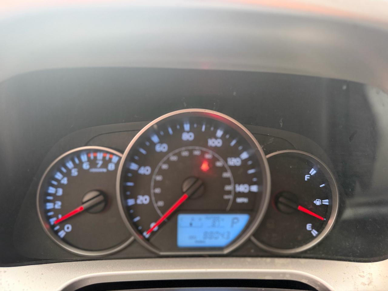 Toyota RAV4 LE FWD 2016