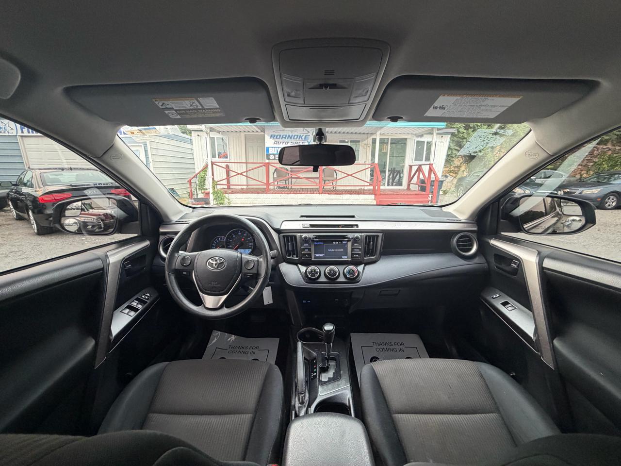 Toyota RAV4 LE FWD 2016