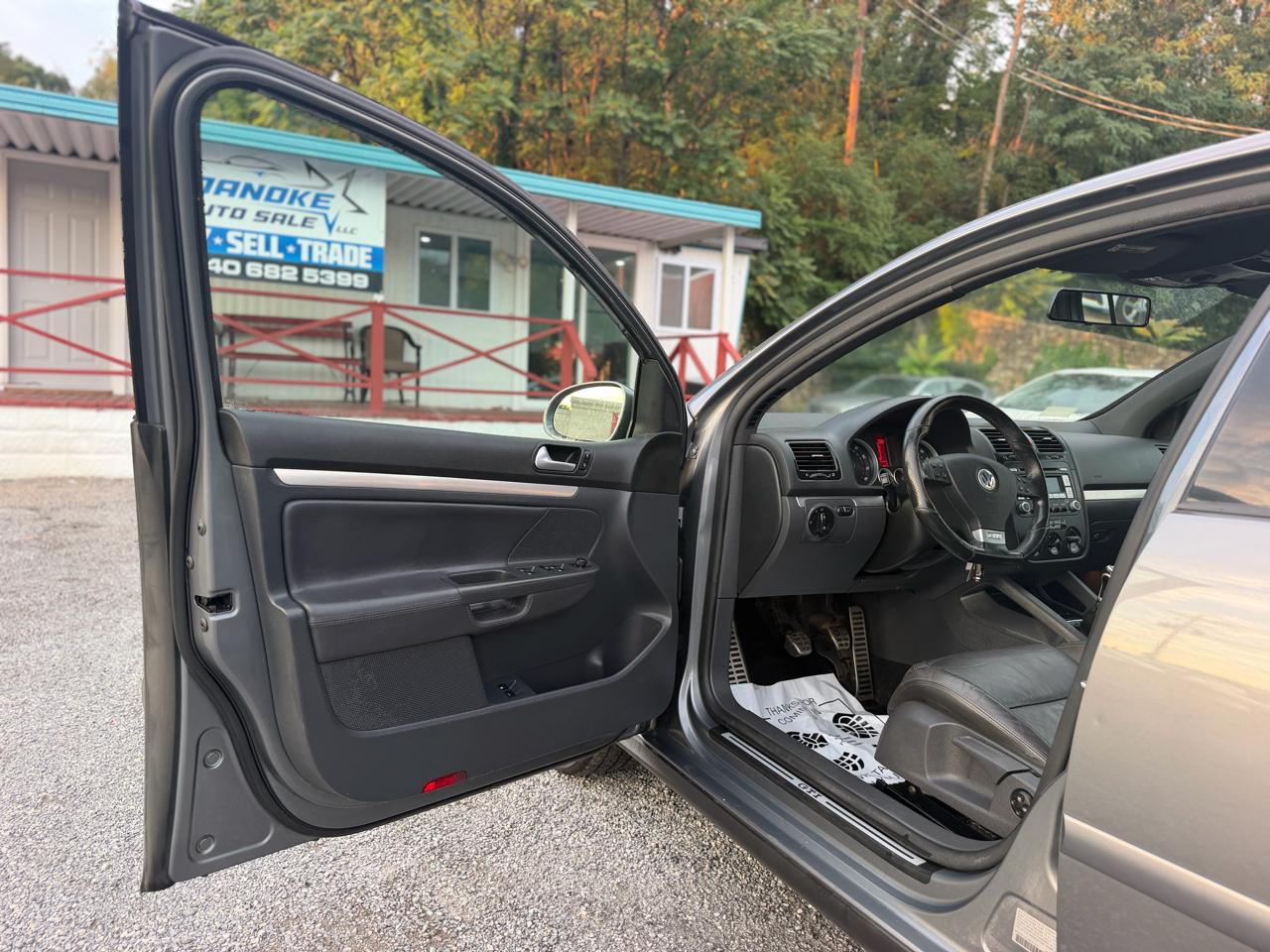 Volkswagen GTI 2.0T Sedan 2008