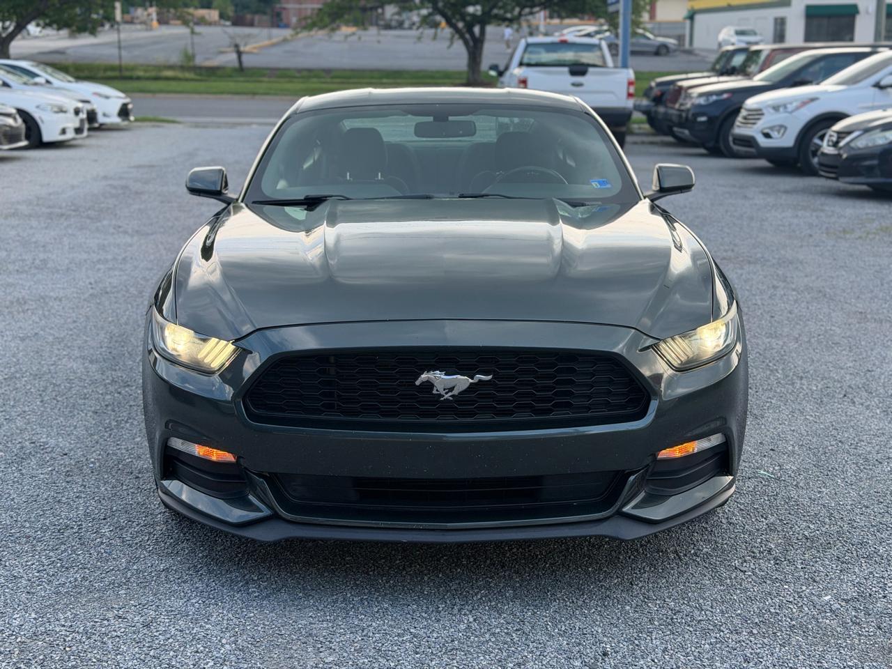 Ford Mustang V6 Coupe 2016
