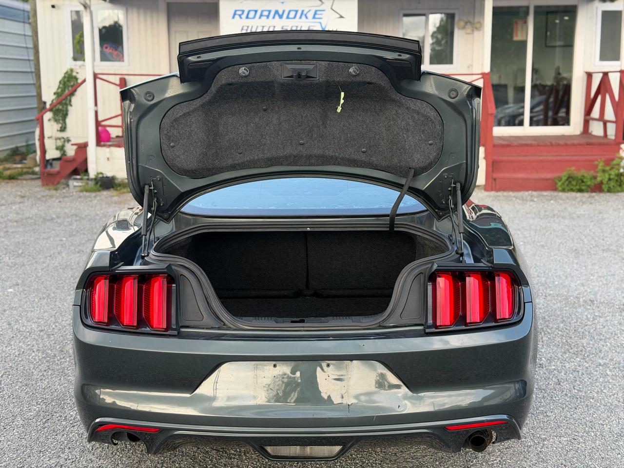 Ford Mustang V6 Coupe 2016