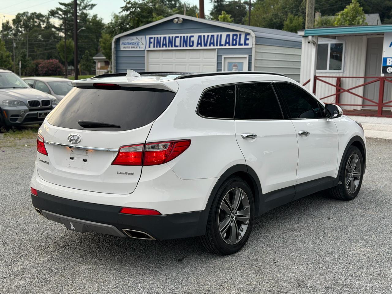 Hyundai Santa Fe Limited FWD 2013