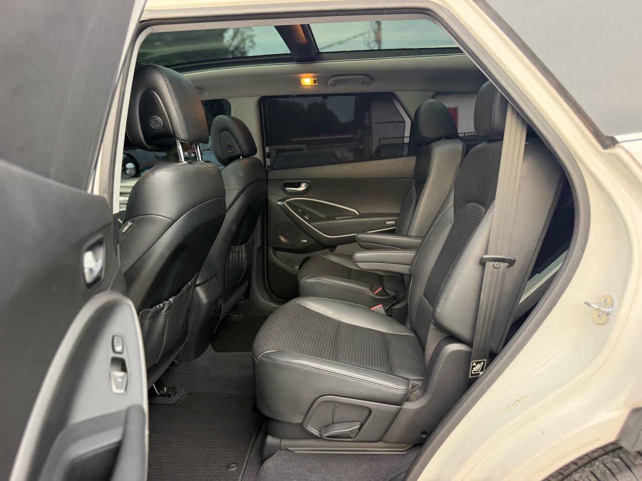 Hyundai Santa Fe Limited FWD 2013