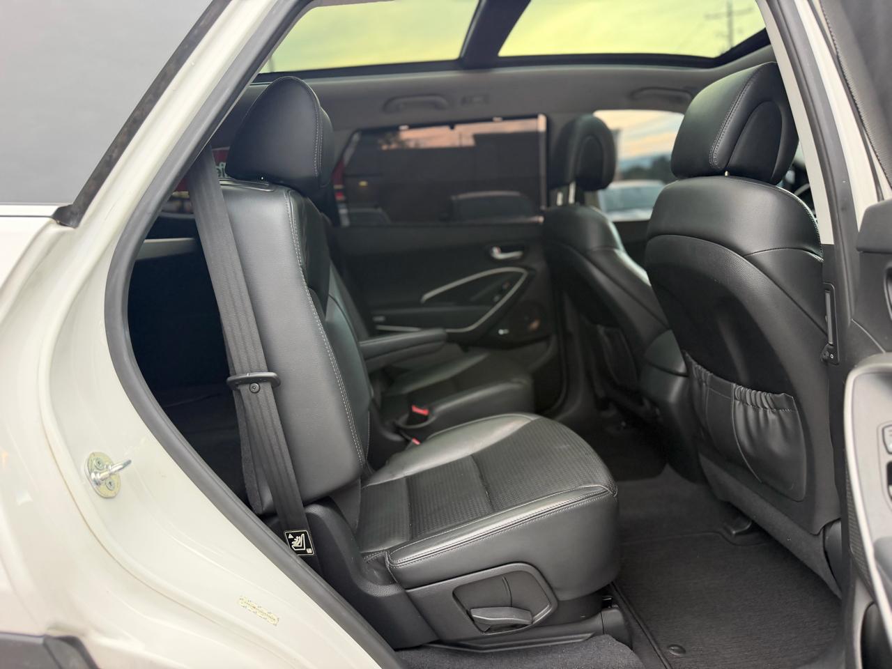 Hyundai Santa Fe Limited FWD 2013