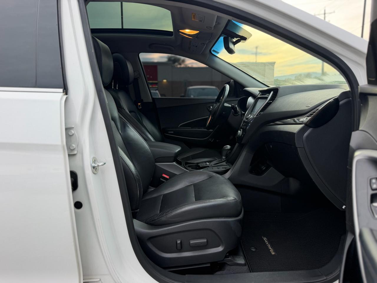 Hyundai Santa Fe Limited FWD 2013